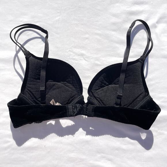 Victoria’s Secret Y2K Black Velvet Push Up Bra 34A Underwire Whimsigoth Vamp - Picture 2 of 3